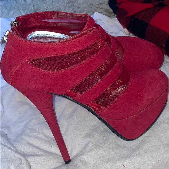 Bright Red Bold Red Heels ❣️ - Picture 3 of 5